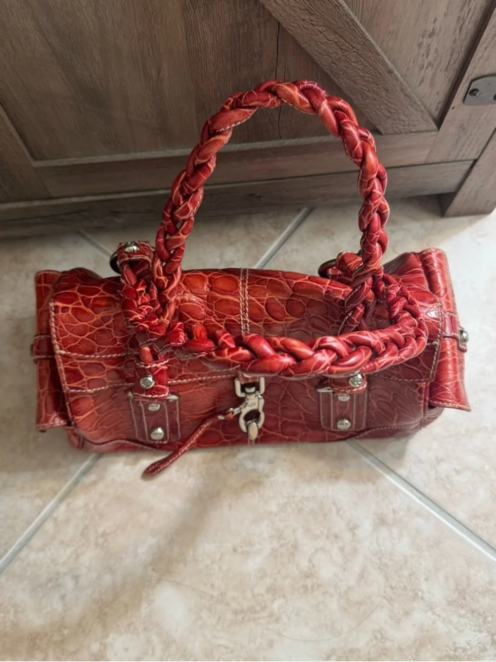 Francesco Biasia Red Braided-Handle Women’s Satchel Bag - Picture 2 of 13